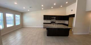 Immaculate like New Home in the gated Windmills at Tule Heights! Gallery 8