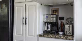 37905 Pineknoll Avenue Gallery 11