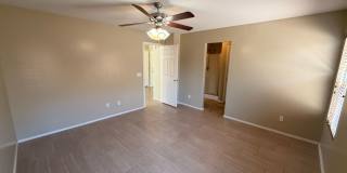 Updated 4x2 Buckeye Home *NO* Carpet & Downstairs Primary Bed! Gallery 13