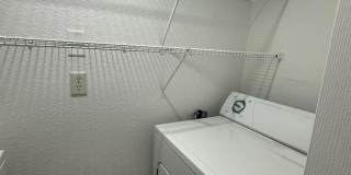 221 SW Palm Drive Gallery 34