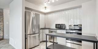 2 Bedroom Single Family Home in Austin Gallery 1