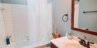 Beautiful 3BR Townhouse in Rockville/Derwood for early June Move-In! Gallery 21