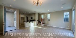 Beautiful Upgraded 3 Bedroom + Bonus Room Townhome in a Highly Desirable Location! Gallery 1