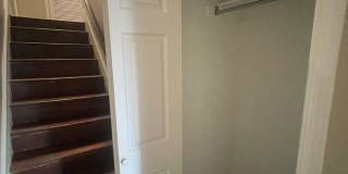 Dupont Circle 2-level Condo at The Cygnet. 1 Bed/1 Full Bath, Fireplace and Modern Kitchen Gallery 29