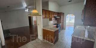 5936 West Oak Avenue Gallery 11