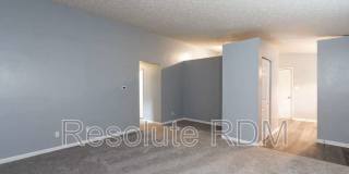 3826 Ireland Dr Gallery 5