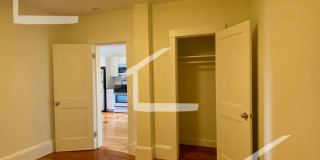 Nice 2 bed in Brookline Gallery 9