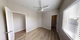 4BD/2BA, Great Yard Space! Gallery 11