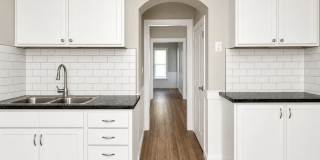 1416 Lincoln Avenue - Lower Gallery 1