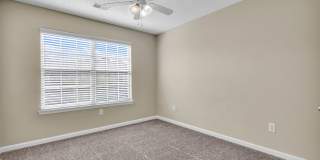 Charming 3-Bed Townhome in Prime Richmond Hill Location! Gallery 31