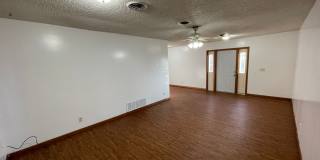 525 e 47th  street-4 Br house with a large finished basement Gallery 4