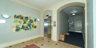450 East Ohio Street Gallery 7