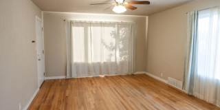Spacious 2BR House in Cheyenne Gallery 5