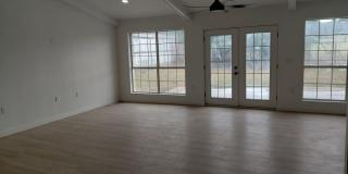 3/2/2 Newly remodeled home with new appliance, flooring and much more! Gallery 5