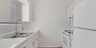 2209 West Belmont Avenue 2209 West Belmont Avenue Gallery 1