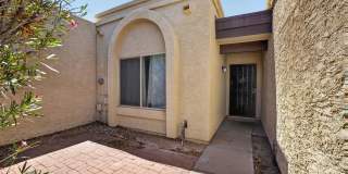 Modern Updated Tempe Townhome Near ASU & Downtown with Resort-Style Amenities Gallery 42