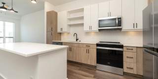 Lyle Apartments Gallery 89