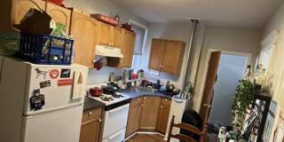 2 Bed on the Green Line for August Gallery 9