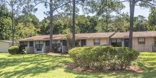 2302 S Brandon Court Gallery 2
