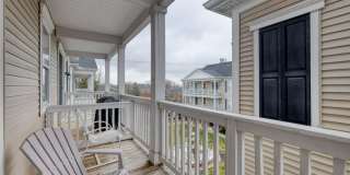 Three Bedroom with Garage near Grandview Gallery 17