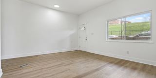 198 Oneida Street Gallery 14