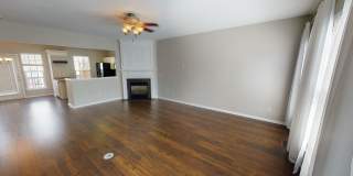 Double Master Townhome in South Park Gallery 7