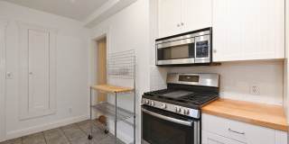 Charming 3 Bedroom/2 Bath Craftsman Home for Lease in Phinney/Greenlake Gallery 9