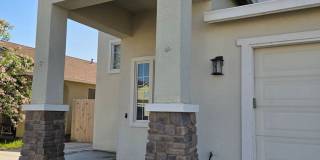 Beautiful 4 Bedroom Home Gallery 1