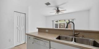 1575 NE 33rd Avenue Gallery 11