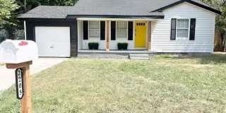 2205 NW Crosby Ave- Hot new listing! 2205 NW Crosby Ave- Hot new listing! Gallery 1
