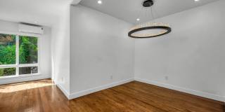 Laurel Gardens Gallery 13