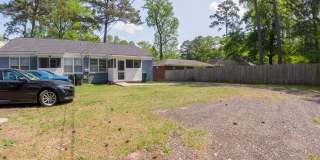 Solid brick duplex located in Forest Acres Gallery 42