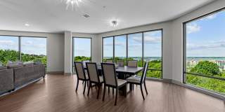 Harbor Hill Gallery 19