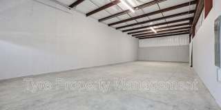 3945 Lee Street Gallery 13