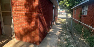 3 bed, 1 bath, 1 car garage Gallery 19
