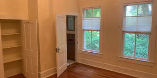 Beautiful Home in the Historic District of Gainesvile Gallery 14