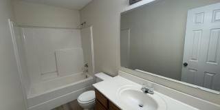 1605 Kirby Avenue Gallery 10