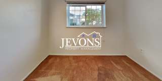 Condo with Swimming Pool and Private Enclosed 1-Car Garage in Klahanie Neighborhood Gallery 25