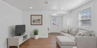 14 Center Avenue unit: 1N Gallery 5