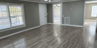 414 East Washington Avenue Gallery 10