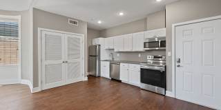 170 West Washington Gallery 4