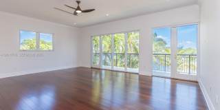 425 N Shore Dr Gallery 11