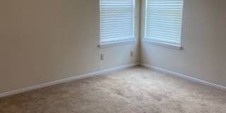 817 Kenwood Gallery 19