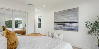 5308 South Victoria Avenue Gallery 25
