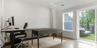 2555 Deacon Avenue Gallery 25