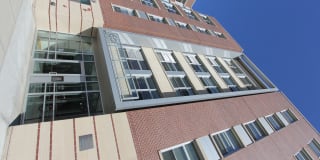 601 Albany Gallery 6