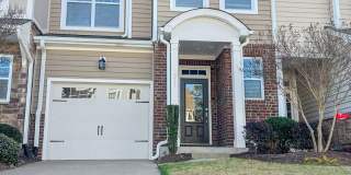 Beautiful 3BD/2.5BA townhome with garage in great Cary community and location! Gallery 1