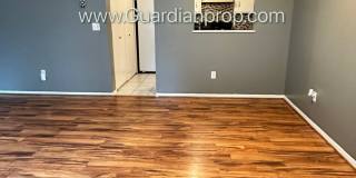 Brooklyn Park End Unit Patio Home, Dishwasher, One Car Garage, Available Mid June Gallery 8