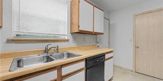 1366 E Sequoyah Court Gallery 5