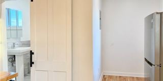 56 Trinity Place unit: 5 Gallery 5